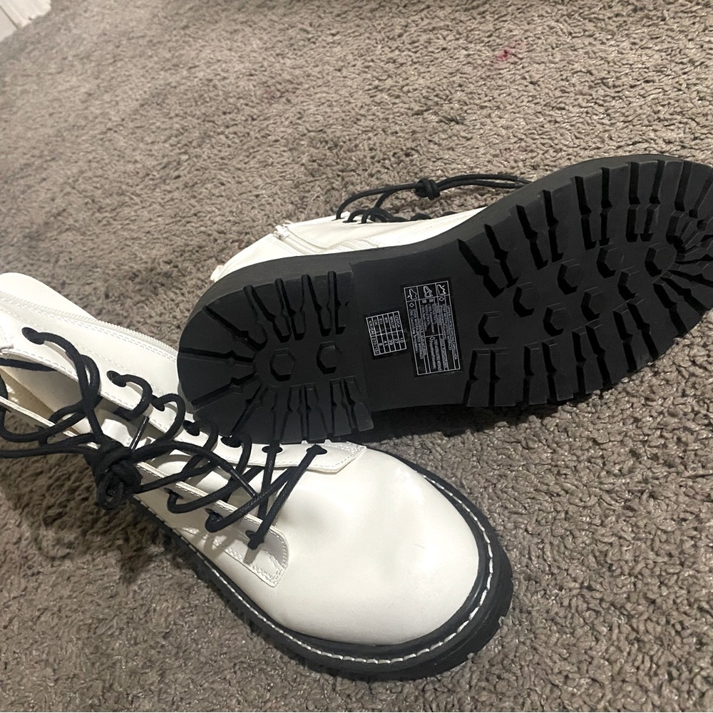 Cute forever 21 boots